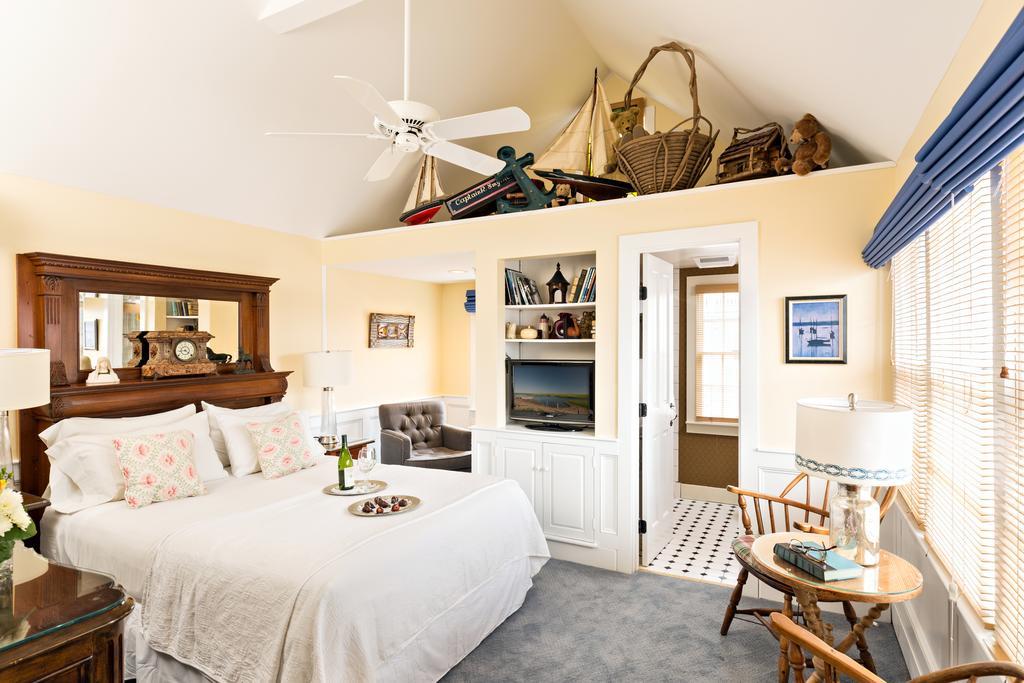 Brass Key Guesthouse Adults Only Provincetown Bagian luar foto