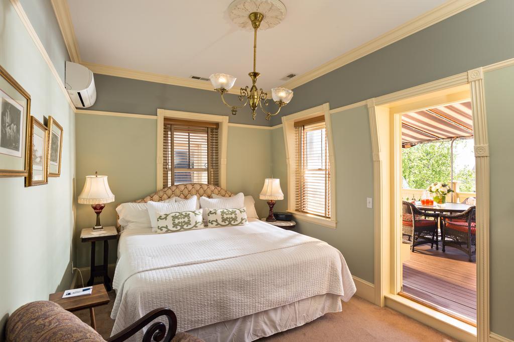 Brass Key Guesthouse Adults Only Provincetown Bagian luar foto