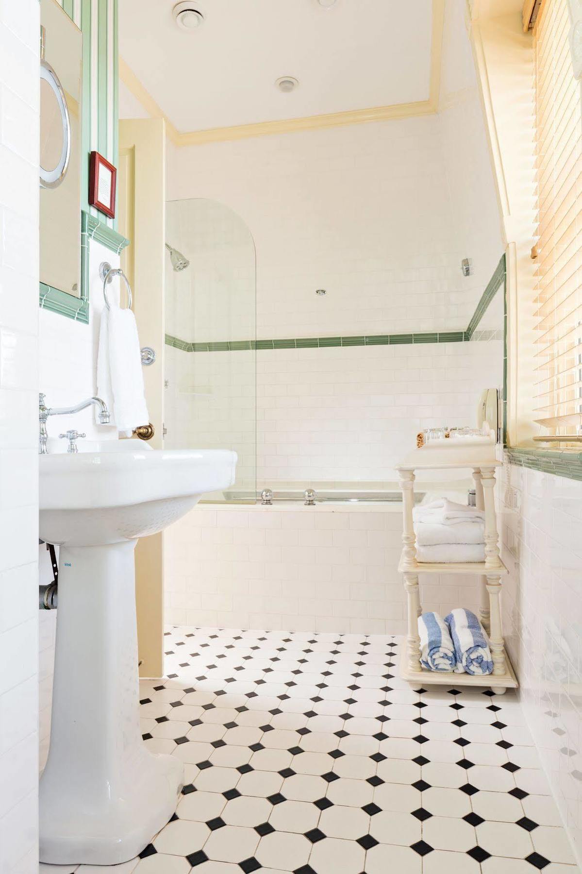 Brass Key Guesthouse Adults Only Provincetown Bagian luar foto