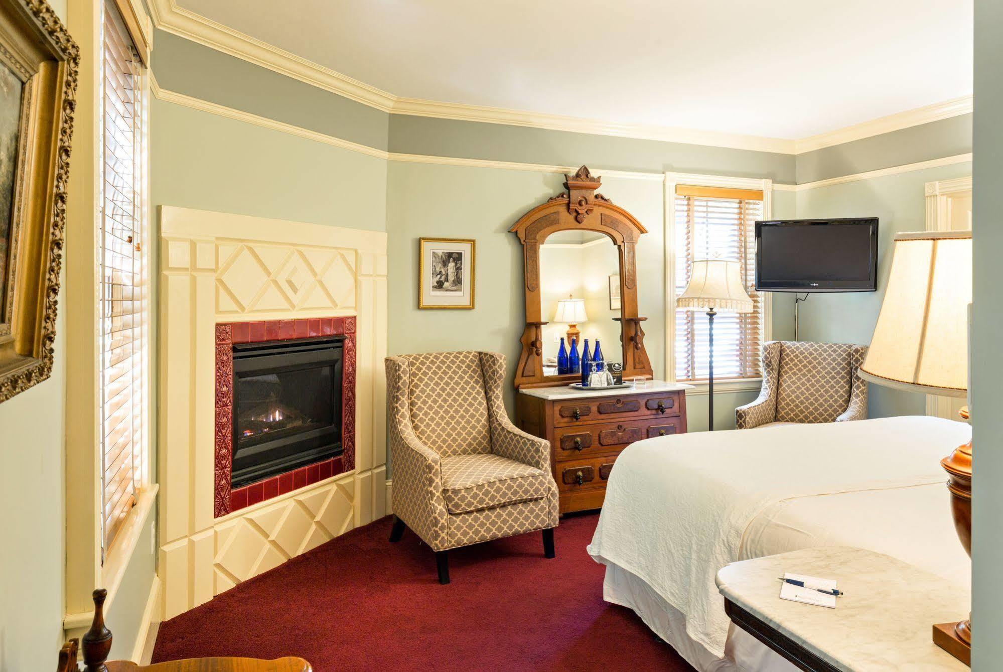 Brass Key Guesthouse Adults Only Provincetown Bagian luar foto